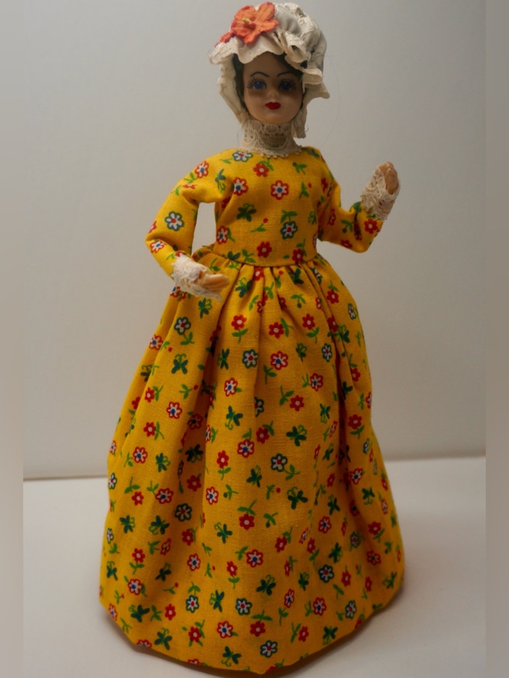 Makaleka Hawaii Missionary Doll Handcrafted Fine Porcella 1820 Series Vtg